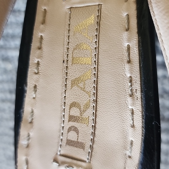 Prada black leather slingback heeled sandals size 39 (8) - Picture 5 of 12